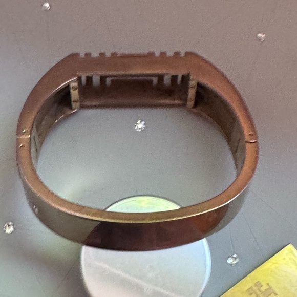 đź’–Rare Vintage Tory Burch Fitbit Rose Coloured Bracelet - Picture 12 of 16